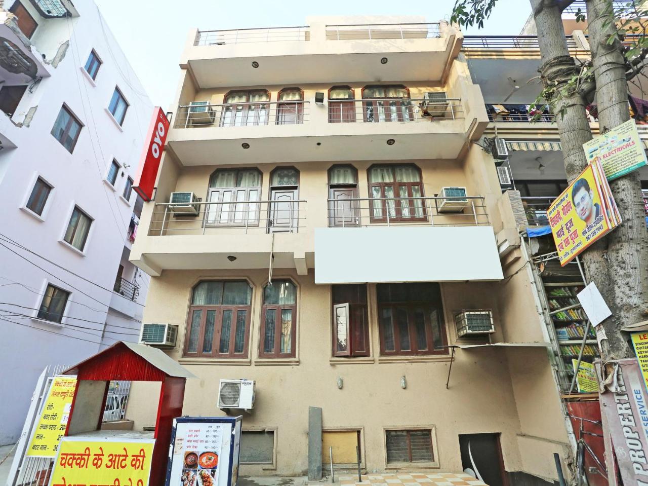 Oyo 472 Hotel Sareen New Delhi Ngoại thất bức ảnh